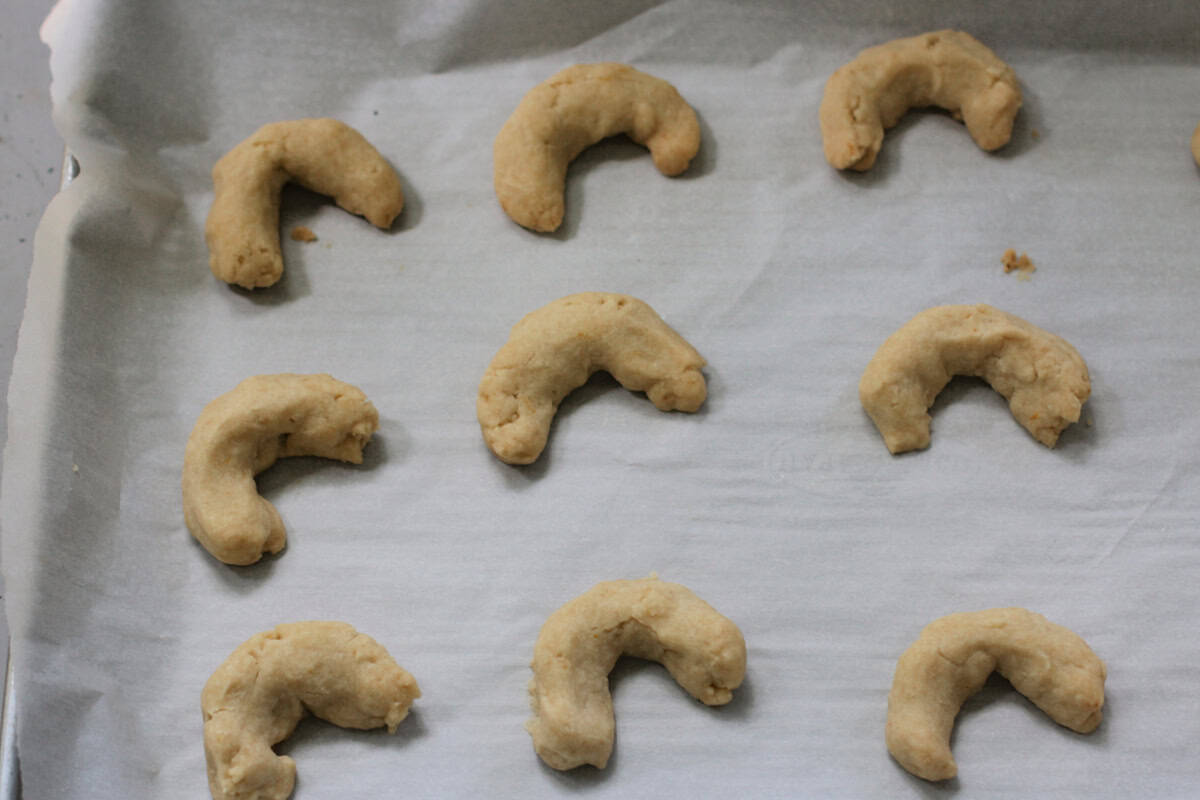 lemon crescent cookies before baking