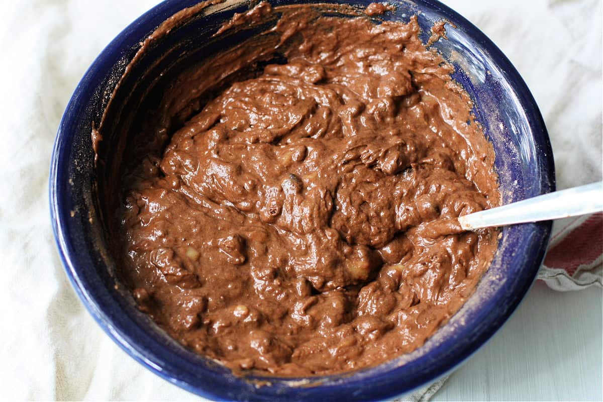 chocolate banana muffin batter