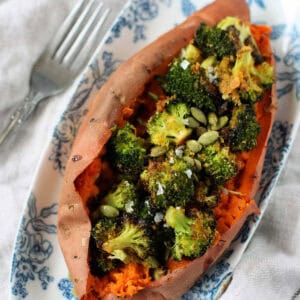 baked sweet potato stuffed with broccoli