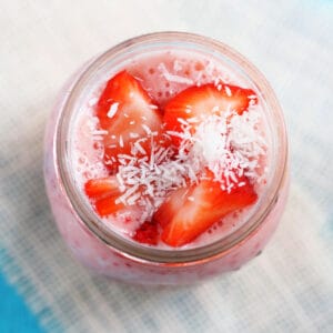 dairy free banana strawberry smoothie