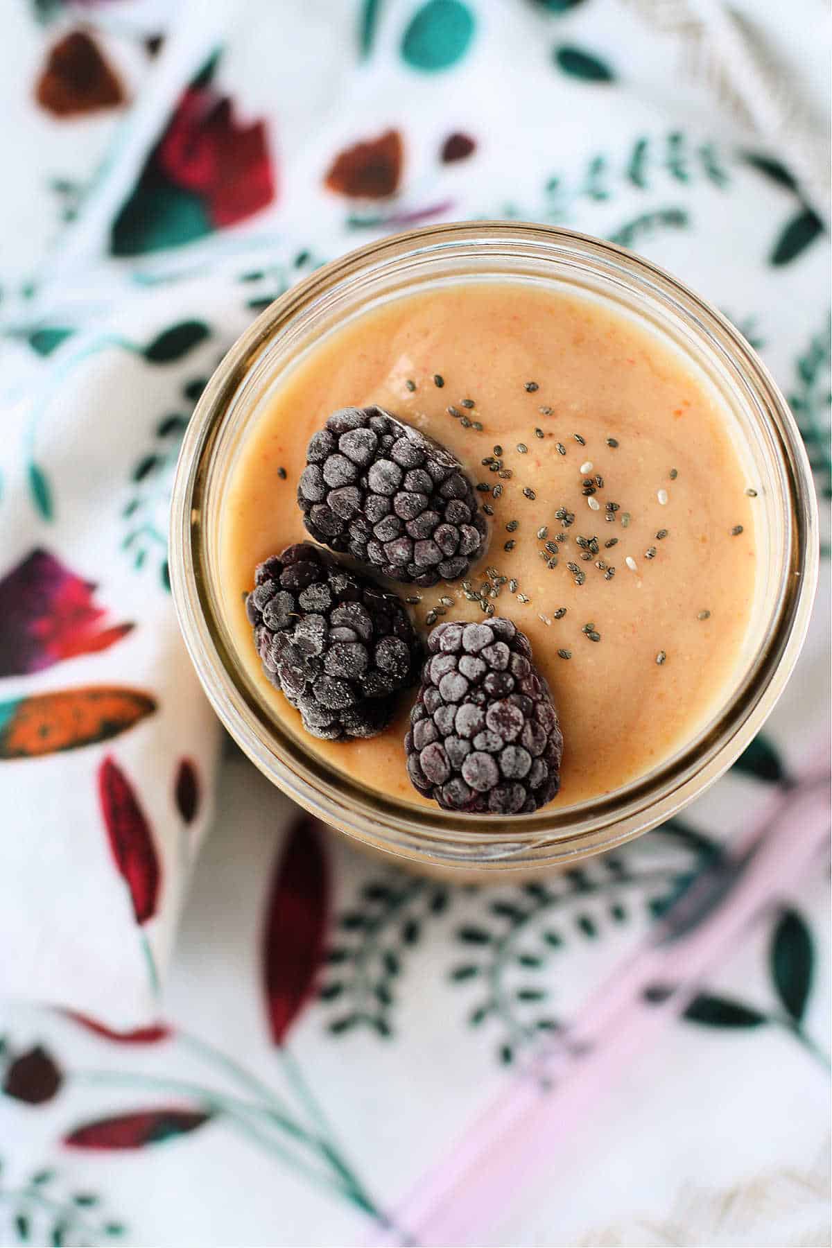 vitamin c smoothie with berries