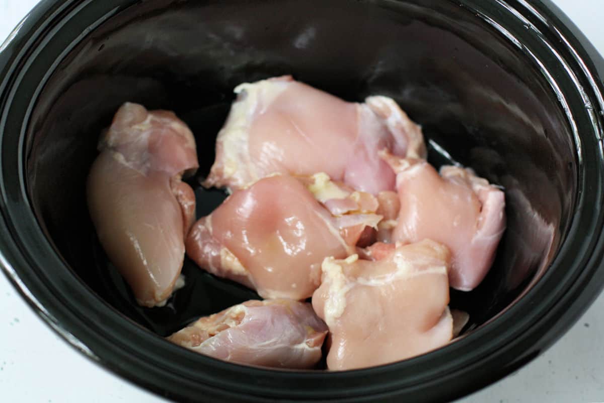 chicken thighs in slow cooker