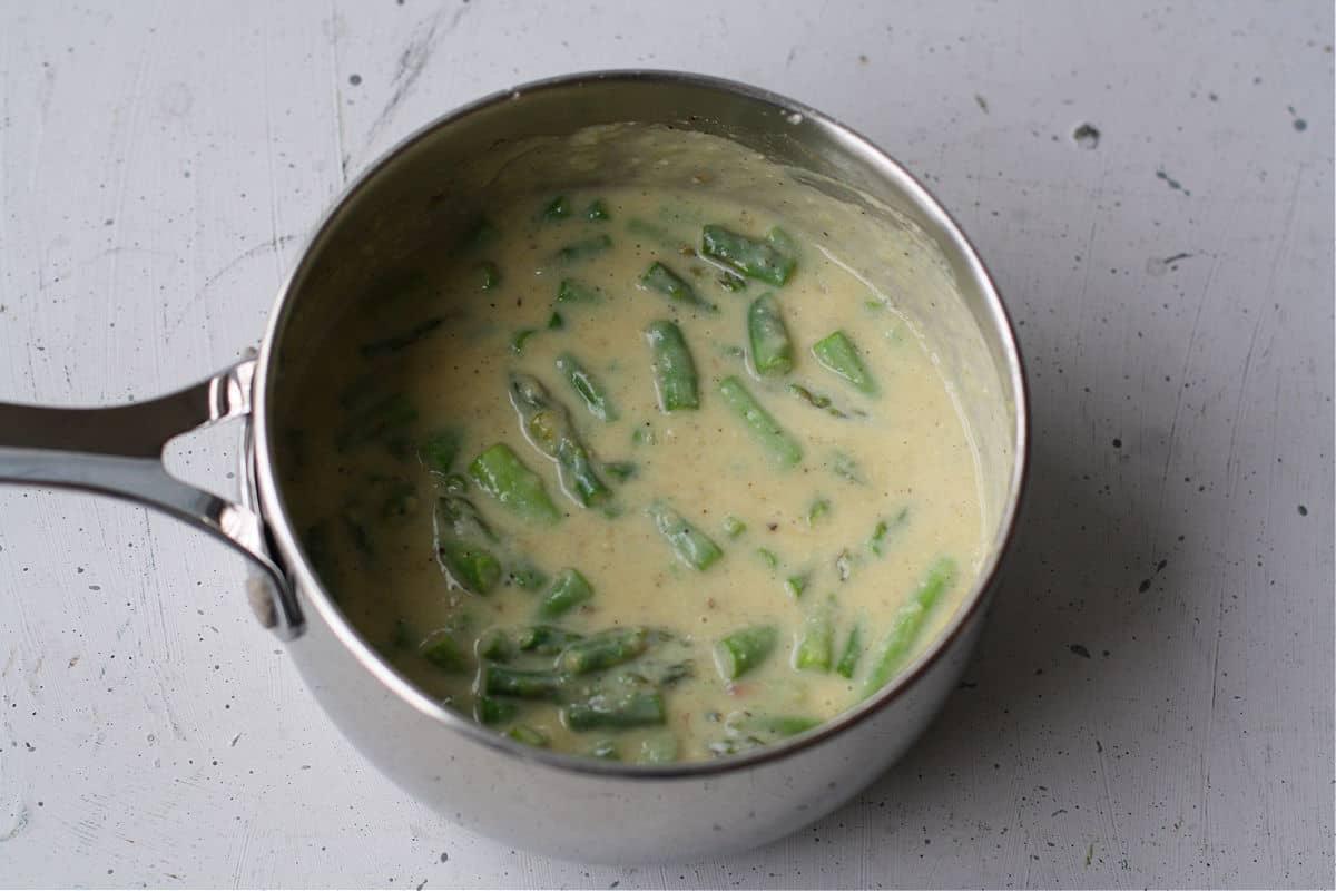 creamed asparagus in pan