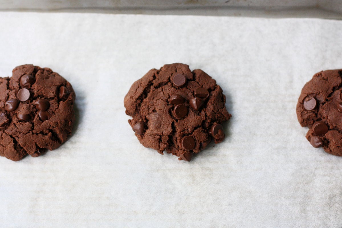 copycat crumbl dark dream cookies after baking