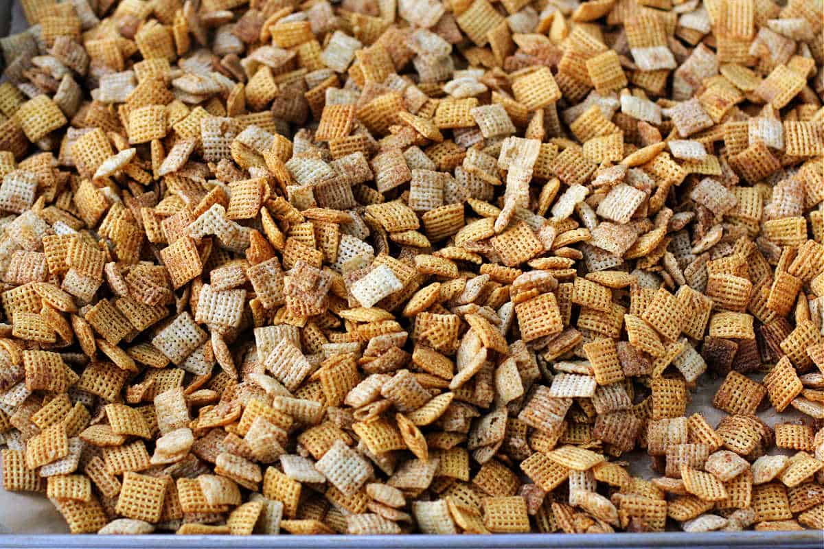 pumpkin spice chex mix after baking