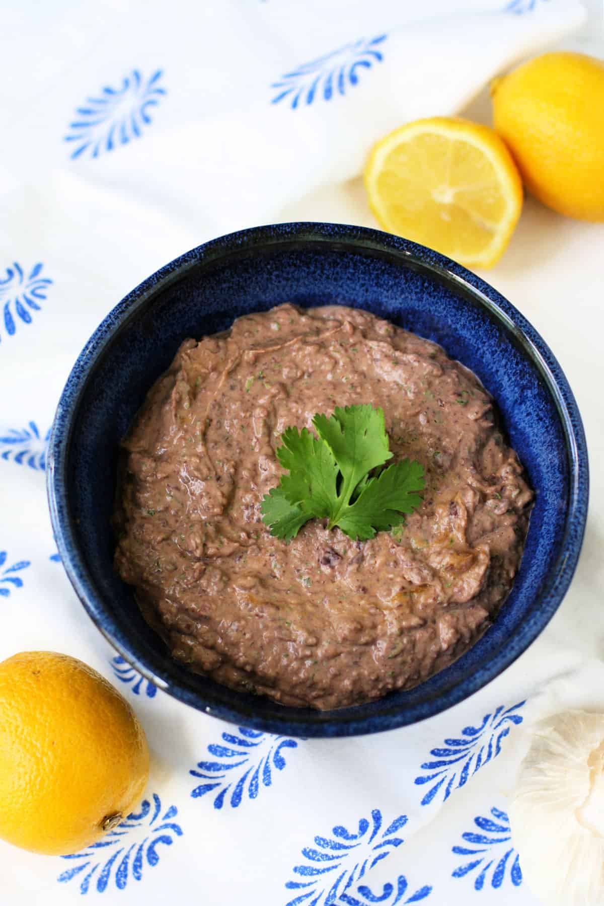 sesame free black bean hummus