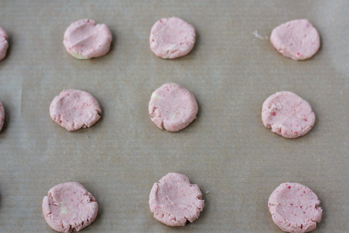 gluten free strawberry shortbread before baking